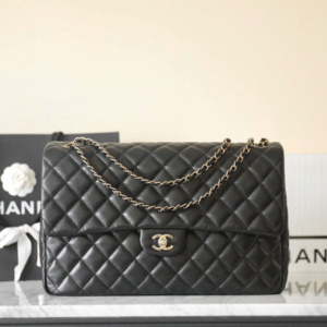 Chanel Classic Maxi Flap Bag (HASS-Glossy Grained Capskin) Black