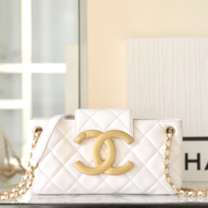 Chanel 2024 Cruise Big Logo Baguette Bag AS4611 B15521 10601 (GAIERA-Ramskin) White